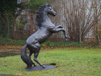 Bronzefigur Aufbäumendes Pferd*