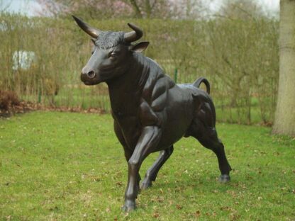 Bronzefigur Grosser Stier*