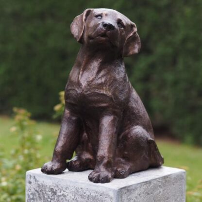 Bronzefigur Labrador-Welpe*