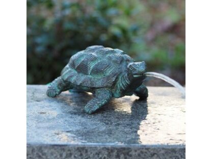 Bronzefigur Schildkröte wasserspeiend*