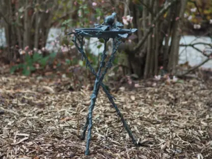 Bronzefigur Vogeltränke aus Bronze*