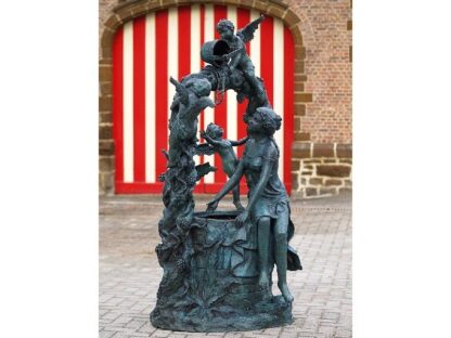 Brunnen Frau und Engel am Wasserbrunnen aus Bronze*