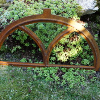 Eisenfenster für Gartenmauer, Stallfenster Rundbogen, Fenster V halbrund 55 x 31*