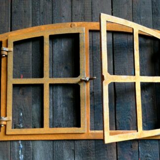 Eisenfenster mit Doppelflügel zum Öffnen, antik-ländliches Fenster Gartenmauer*