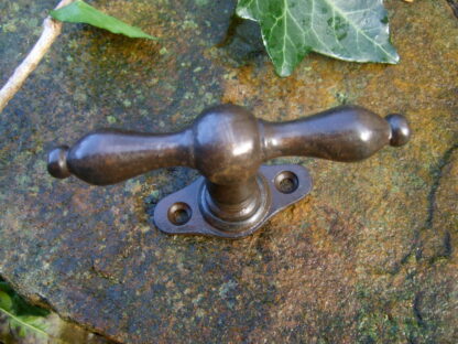Fenstergriff, Baubeschläge, Fenstergriff als Fensterolive Antik-Eisen*