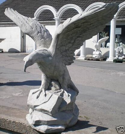 Gartenfigur Adler Made in Italy*