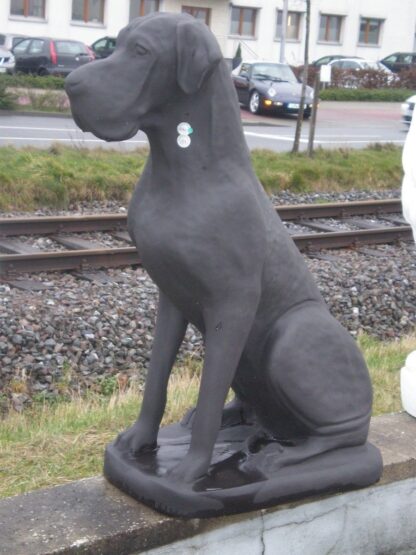 Gartenfigur Deutsche Dogge in verschieden Farben*