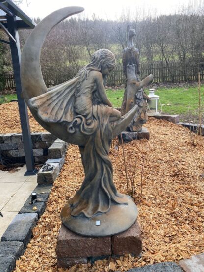 Gartenfigur Mondfee "LUNARIA", Steinguss, Rosteffekt - Original von Vidroflor*