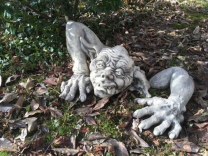 Gartenfigur Troll Carlos junior "MAGNUS", inkl. Arm, Steinguss - Original von...*