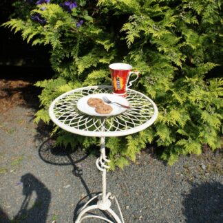 Gartentisch kl+leicht, Bistrotisch romantisch, Beistelltisch zur Gartenbank PINO*