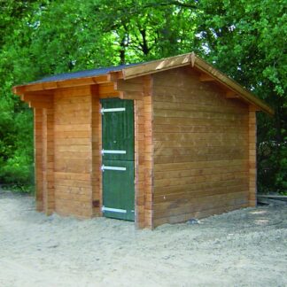 Pferdebox 3,8x3,8m hochwürdig Fichten*