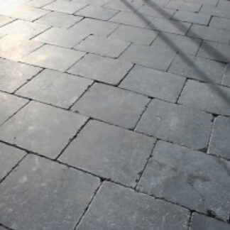 Terrassenplatte Naturstein Bluestone gekollert 20x20x3cm*