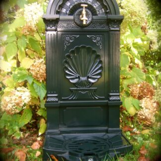 Wasserzapfsäule, Stehbrunnen, Gartenbrunnen, Brunnen, Zapfstelle mit Hahn*